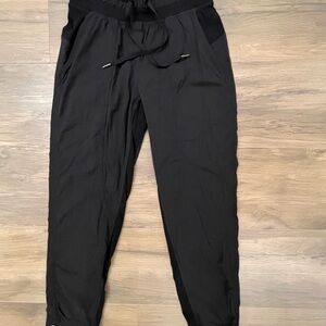 Lululemon Dance Studio Mid-Rise Cropped Pants